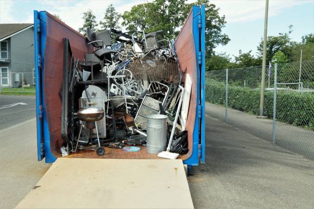 Best Yard Waste Removal  in Pleasant Hill, IA